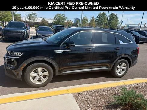 Used 2023 Kia Sorento LX FWD image 3