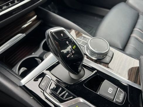 Used 2018 BMW 530i image 19