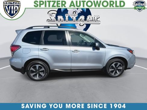 Used 2018 Subaru Forester 2.5i Premium w/ All-Weather Package AWD/4WD image 10