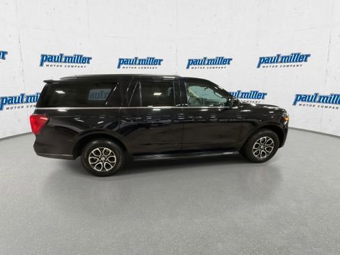 Used 2024 Ford Expedition Max XLT image 13