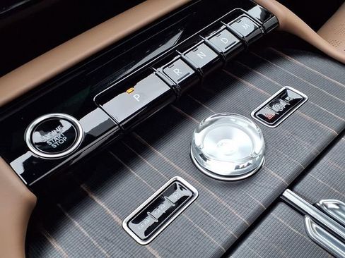 New 2026 Lincoln Navigator L Black Label AWD/4WD image 15
