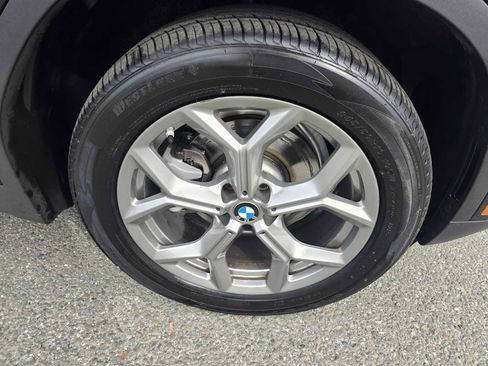 Used 2024 BMW X3 sDrive30i RWD image 9