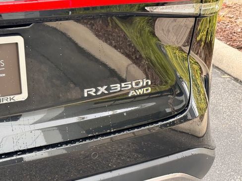 Used 2024 Lexus RX 350 w/ Convenience Package image 11