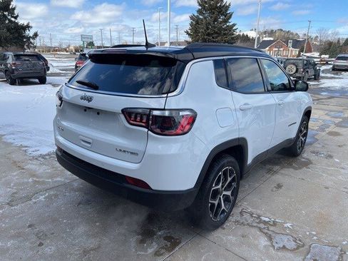 Certified 2025 Jeep Compass Limited image 6