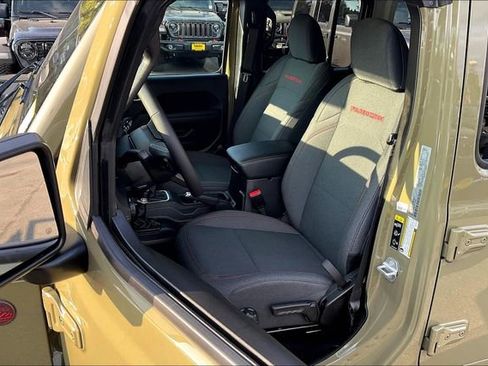 New 2025 Jeep Wrangler Unlimited Rubicon image 10