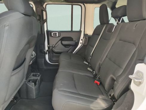 Used 2022 Jeep Wrangler Unlimited Sport AWD/4WD image 28