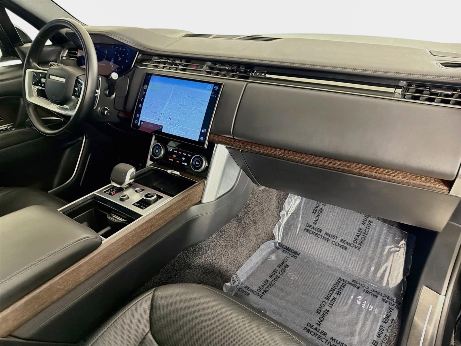Used 2023 Land Rover Range Rover Long Wheelbase SE AWD/4WD image 29