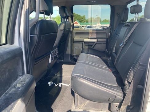 Used 2019 Ford F250 Lariat w/ Lariat Ultimate Package AWD/4WD image 13