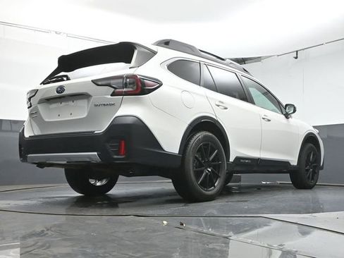 Used 2022 Subaru Outback Limited image 40