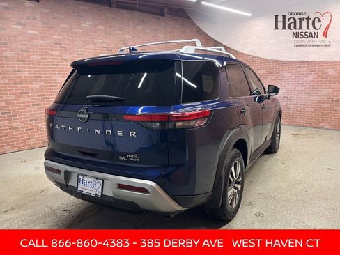 Certified 2023 Nissan Pathfinder SL image 6