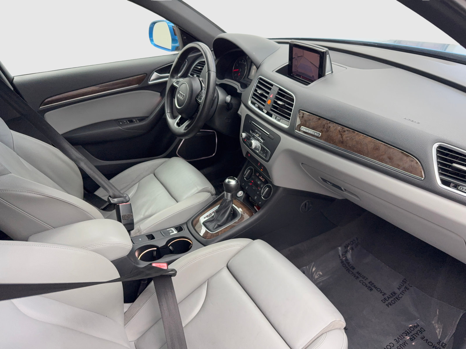 Used 2016 Audi Q3 2.0T Prestige w/ Prestige Package AWD/4WD image 39