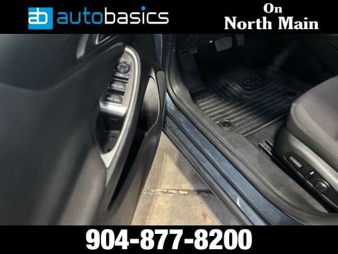 Used 2019 Chevrolet Malibu RS w/ LPO, Convenience Package 1 image 27