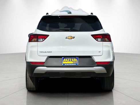 Used 2025 Chevrolet TrailBlazer LT FWD image 4