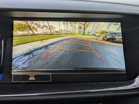 Used 2023 Buick Envision Essence image 9