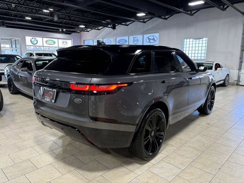 Used 2019 Land Rover Range Rover Velar S image 18