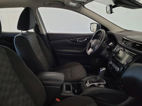 Used 2022 Nissan Rogue Sport SV AWD/4WD image 21