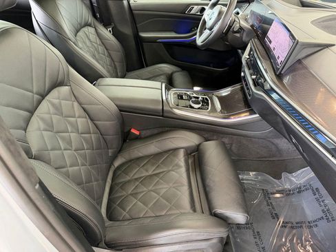 Certified 2026 BMW X5 M60i AWD/4WD image 25
