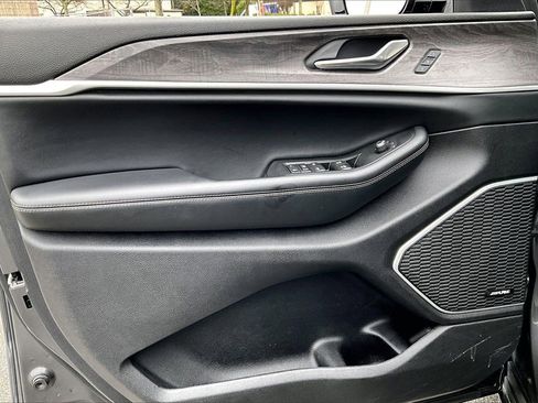 Certified 2021 Jeep Grand Cherokee L Limited w/ Trailer Tow Group (B) image 26