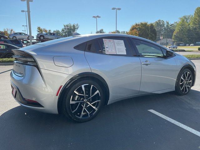 Used 2024 Toyota Prius Prime FWD image 8