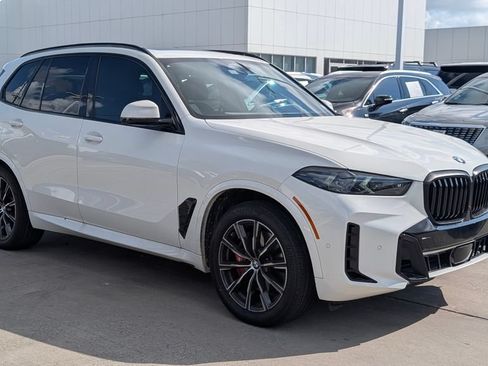 Used 2024 BMW X5 sDrive40i w/ M Sport Package RWD image 1