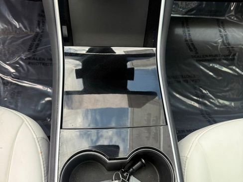 Used 2019 Tesla Model 3 Long Range image 14
