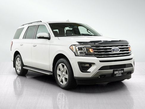 Used 2021 Ford Expedition XLT w/ Equipment Group 202A AWD/4WD image 7