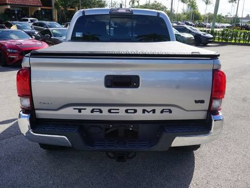 Used 2018 Toyota Tacoma SR5 RWD image 33