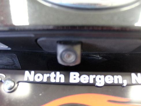 Used 2017 Toyota Corolla LE image 27