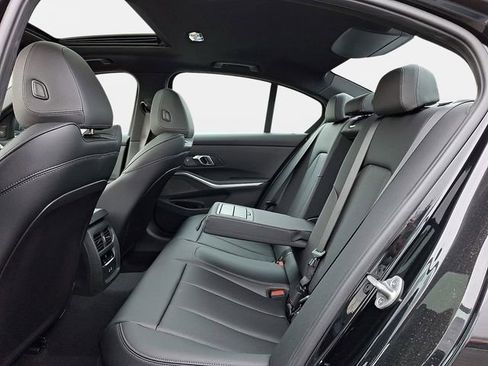 New 2026 BMW 330i xDrive Sedan w/ Premium Package AWD/4WD image 9
