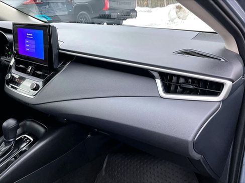 Certified 2024 Toyota Corolla LE w/ LE Convenience Package image 17