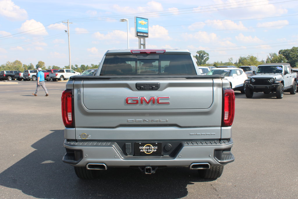 Used 2023 GMC Sierra 1500 Denali AWD/4WD image 8