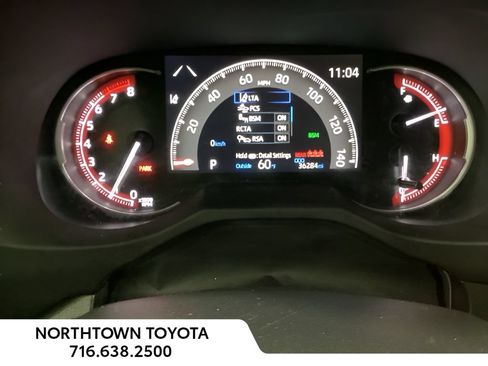 Used 2025 Toyota RAV4 XLE AWD/4WD image 8