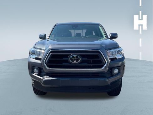 Used 2023 Toyota Tacoma SR5 RWD image 2