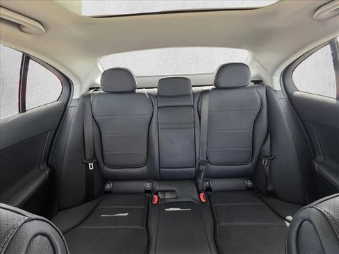 Used 2025 Mercedes-Benz C 300 4MATIC Sedan image 12