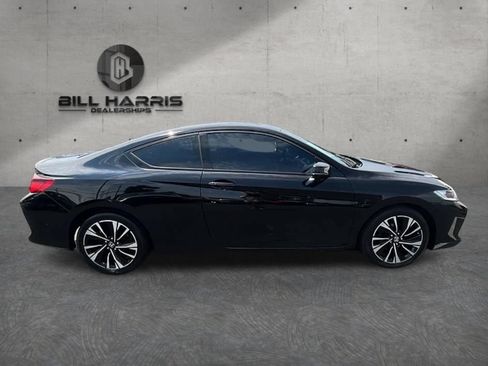 Used 2017 Honda Accord EX-L image 5