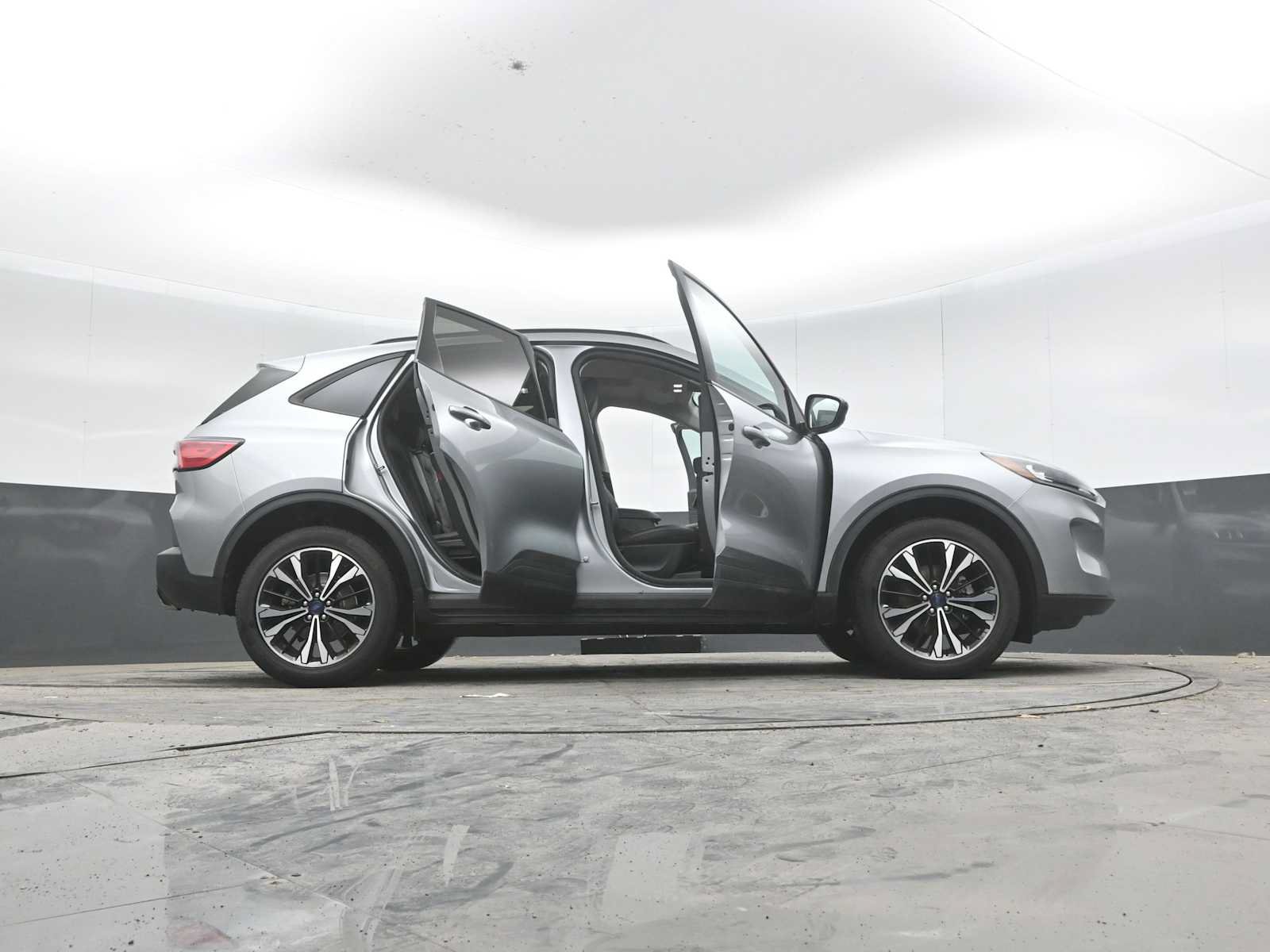 Used 2022 Ford Escape SEL w/ SEL Stealth AWD Package image 54