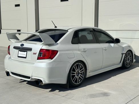 Used 2011 Subaru Impreza WRX STI image 5
