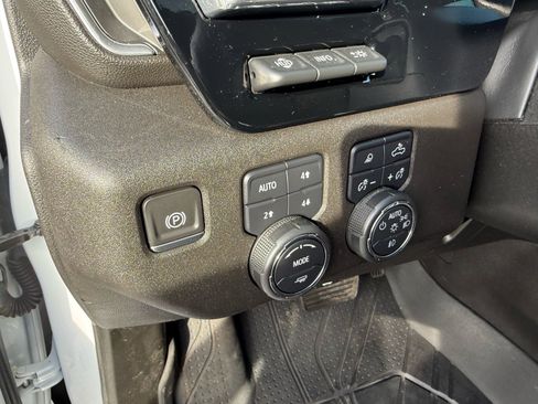 Used 2024 Chevrolet Silverado 2500 High Country w/ High Country Premium Package image 23