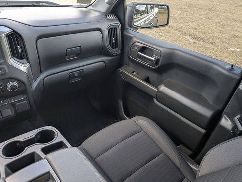 Certified 2025 Chevrolet Silverado 1500 Custom w/ Turbomax Blackout Package image 19