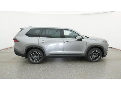 New 2026 Toyota Grand Highlander AWD Hybrid image 16