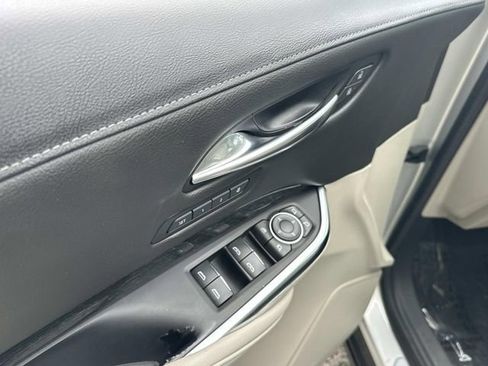 Used 2020 Cadillac XT4 Premium Luxury image 25