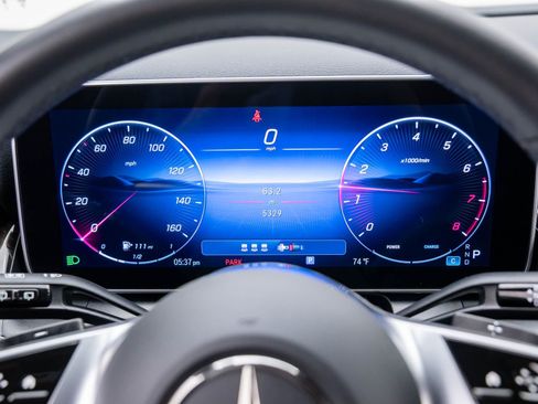 Certified 2025 Mercedes-Benz GLC 300 4MATIC image 20