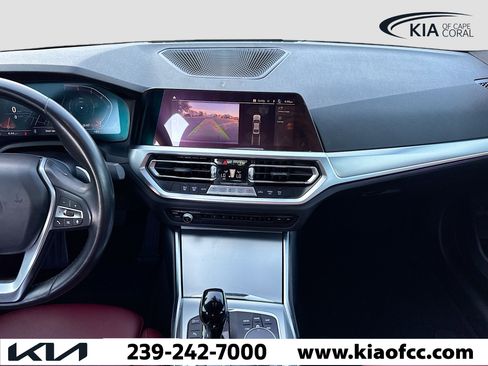 Used 2022 BMW 330i Sedan w/ Convenience Package image 19