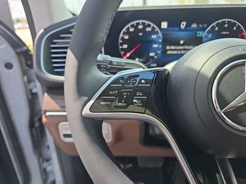 New 2026 Mercedes-Benz GLE 450 4MATIC image 35