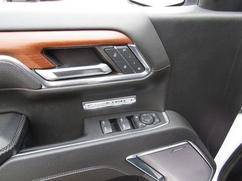 Used 2023 GMC Sierra 1500 Denali w/ Technology Package image 31