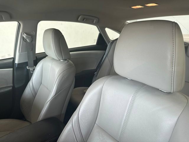 Used 2017 Toyota Avalon XLE FWD image 3