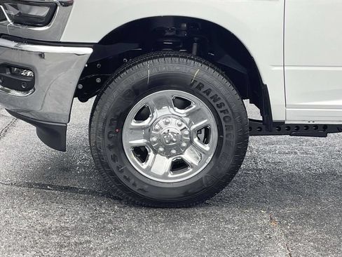 New 2026 RAM 2500 Tradesman w/ Chrome Appearance Group AWD/4WD image 10