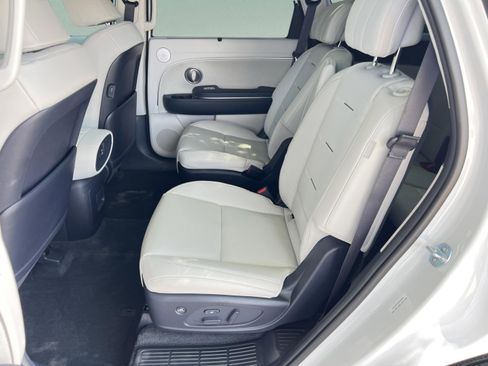Used 2026 Hyundai Palisade Calligraphy FWD image 26