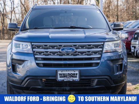 Used 2018 Ford Explorer 4WD image 2