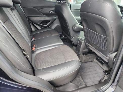 Used 2021 Buick Encore Preferred image 14